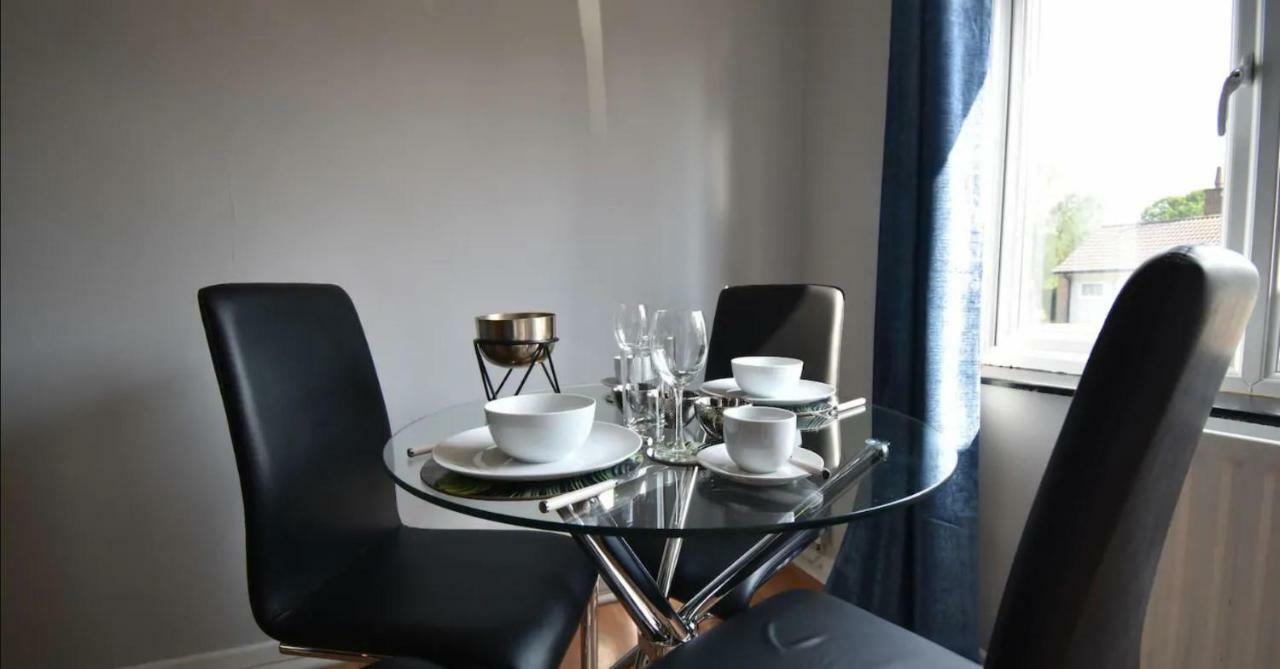 3-Bedroom Comfy Home In Solihull Exteriör bild