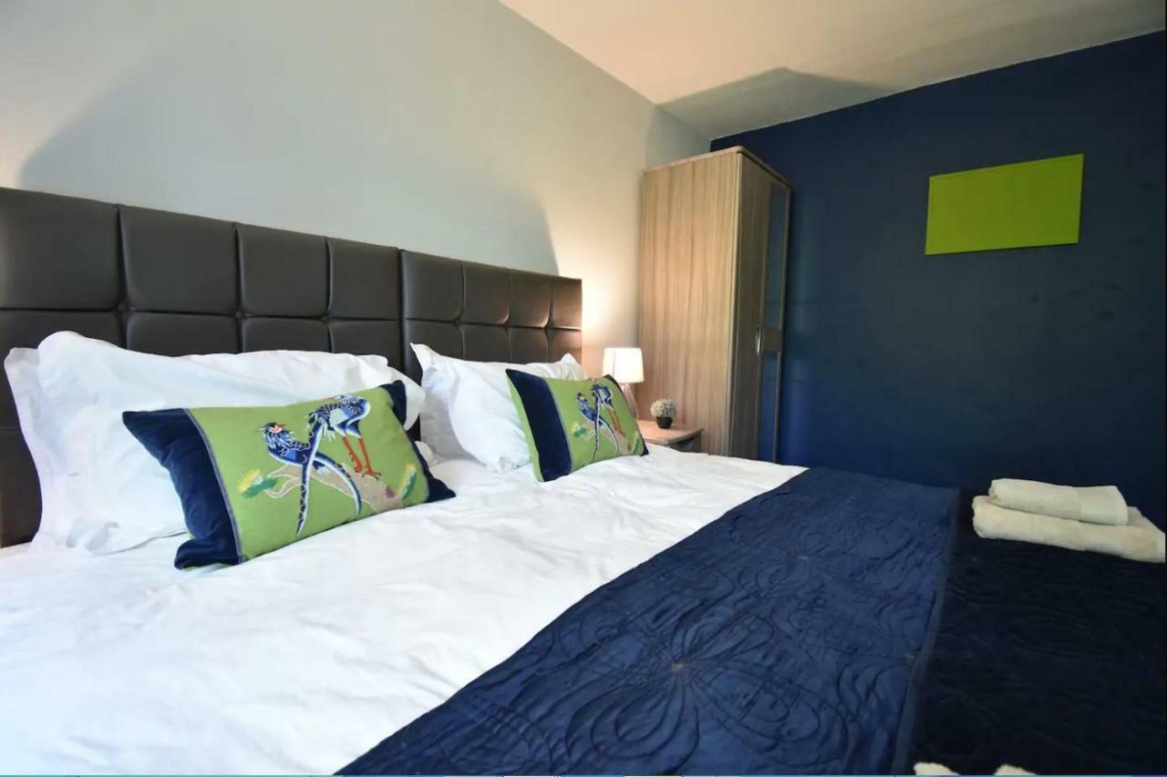 3-Bedroom Comfy Home In Solihull Exteriör bild